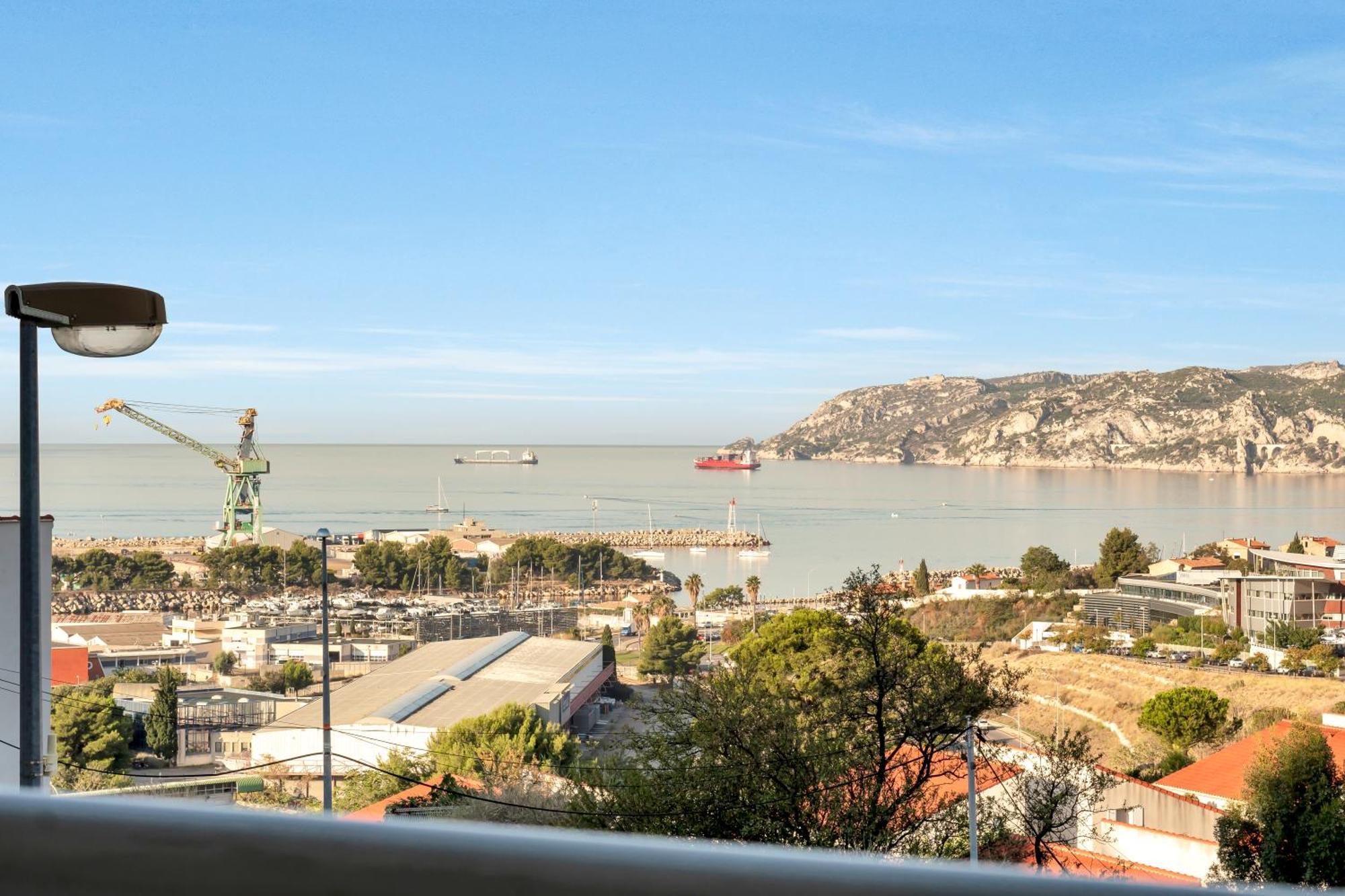 Room In Appartment With Seaview Μασσαλία Εξωτερικό φωτογραφία